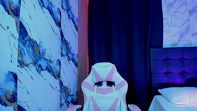 Scarlet DLuce online show from 02.25.26