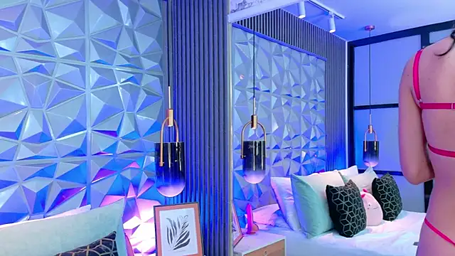 AdelineJhones online show from 03.24.26