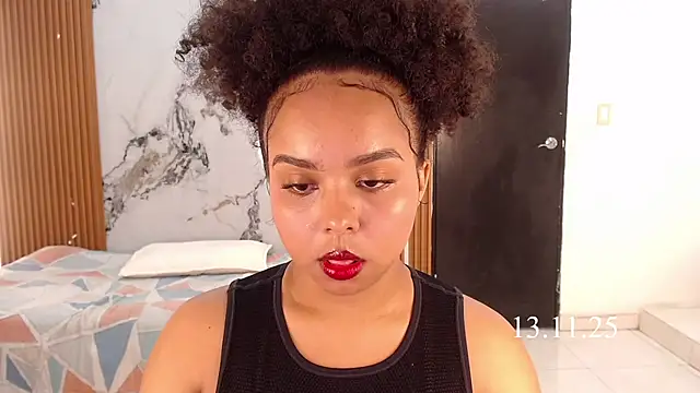 rosselyn  online show from 11.13.25