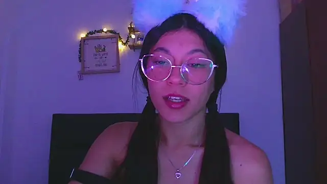 LissyM online show from 11.26.25