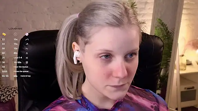 ShineJoan online show from 11.20.25