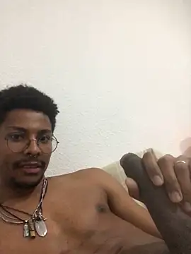 Albert Madrid online show from 12.05.25