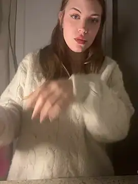 Snapshot of elliepixie chatting on 02.12.26 elliepixie online show from 02.12.26