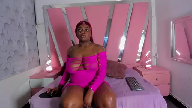 abbyjadee online show from 10.27.25