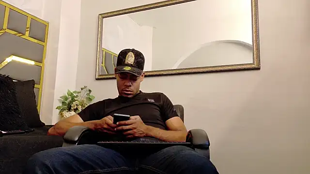 Neytanmalcon online show from 12.03.25