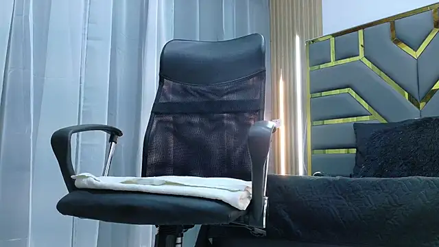 Neytanmalcon online show from 01.14.26