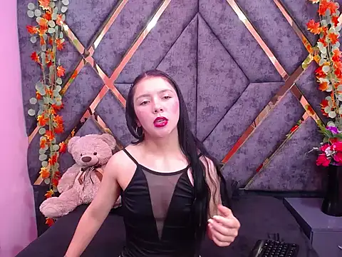 JulietaDiamond online show from 11.29.25