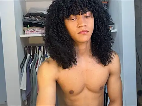 Ethan troya online show from 12.21.25