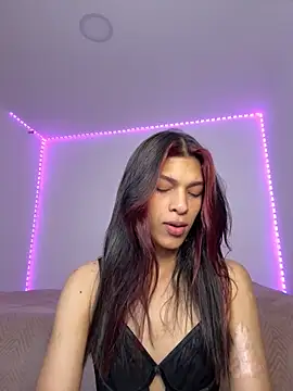 Arimoonn online show from 10.31.25