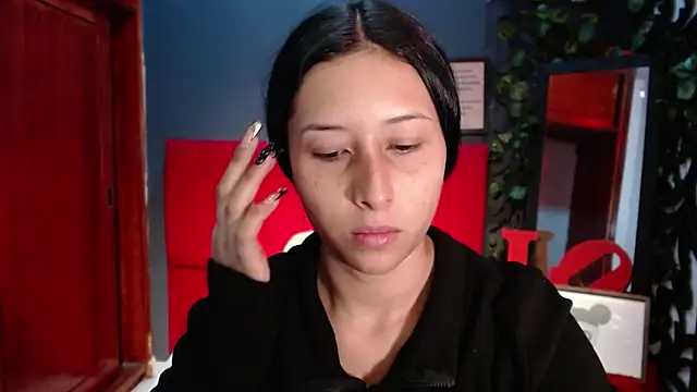 Snapshot of melissa__dolce chatting on 06.22.26 melissa dolce online show from 06.22.26