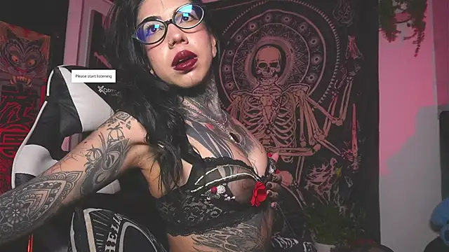 Dalia Vorhees online show from 12.16.25