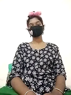 Snapshot of Tushi-10 chatting on 01.17.26 Tushi-10 online show from 01.17.26