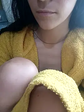 Snapshot of Ericagrey chatting on 10.29.25 Ericagrey online show from 10.29.25