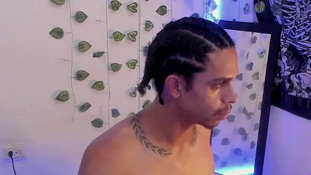 aaron play online show from 11.08.25