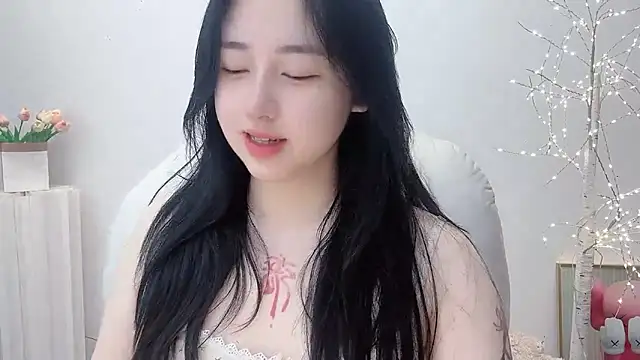 Love-hanzaizai718 online show from 11.10.25