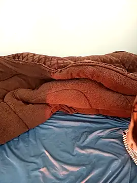 Cherry Le02 online show from 12.15.25