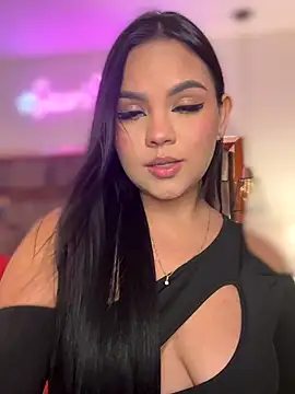 amber white15 online show from 11.09.25