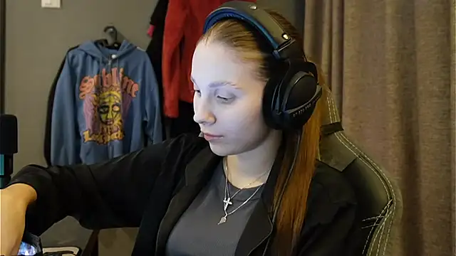 Softixq online show from 11.17.25