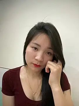 Bee Yellow00 online show from 03.07.26