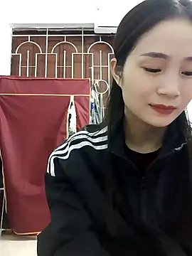 Snapshot of Pig_pig11 chatting on 10.26.25 Pig pig11 online show from 10.26.25