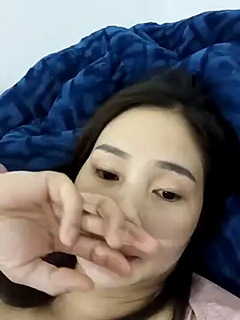 Snapshot of Pig_pig11 chatting on 10.27.25 Pig pig11 online show from 10.27.25