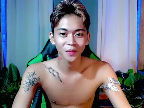 AsianCuteGuy21 online show from 11.13.25