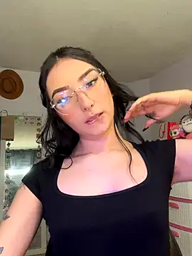 soffia candy  online show from 10.24.25