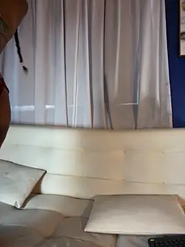 Snapshot of GiselleVice chatting on 12.21.25 GiselleVice online show from 12.21.25