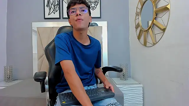 adams bobby online show from 01.12.26