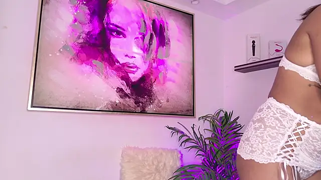 loana vegas online show from 12.04.25