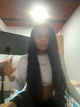 Snapshot of NikolRose chatting on 11.02.25 NikolRose online show from 11.02.25