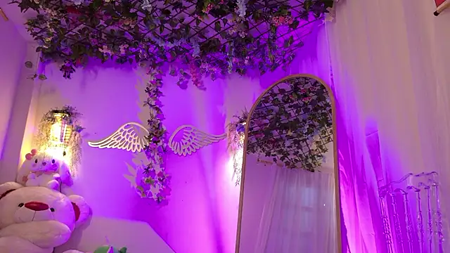 ISA NIXON online show from 02.23.26