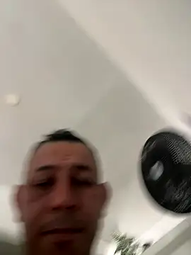 Snapshot of Orlando1703 chatting on 11.12.25 Orlando1703 online show from 11.12.25