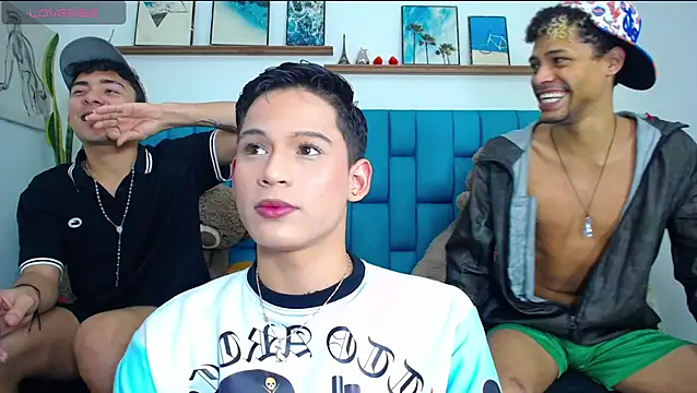 Hot Boys Latinos X online show from 02.20.26