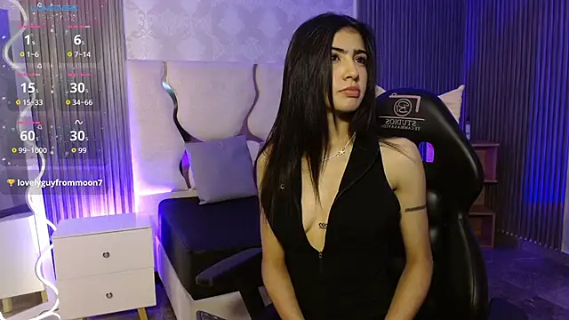 MAIILY TAY online show from 11.06.25