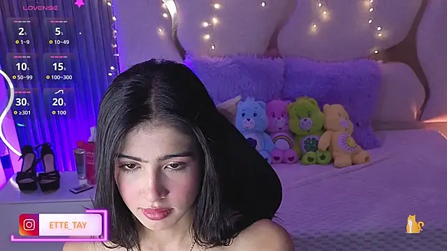 MAIILY TAY online show from 01.10.26