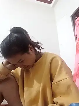 Snapshot of Beny_x chatting on 11.14.25 Beny x online show from 11.14.25