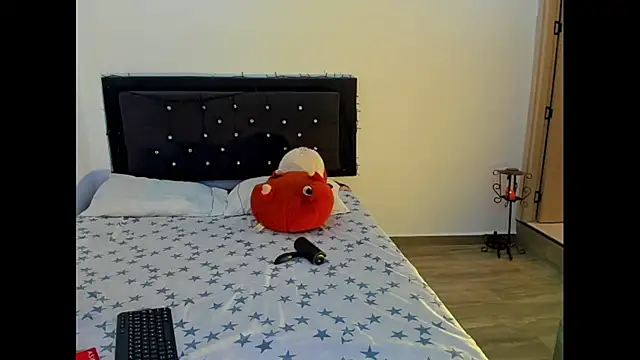 phenixpink22 online show from 03.16.26