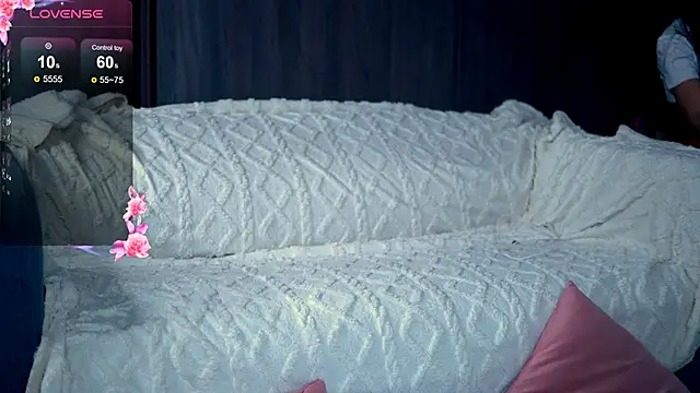 EmmaVayne online show from 12.22.25