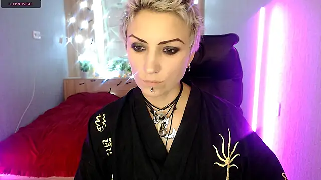 Sweet-n-Strong online show from 11.18.25