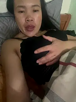 Macy-y online show from 11.23.25