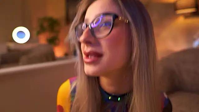 MaddieBryggs online show from 03.20.26