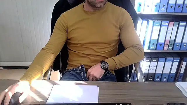 Snapshot of Evasionee chatting on 02.11.26 Evasionee online show from 02.11.26