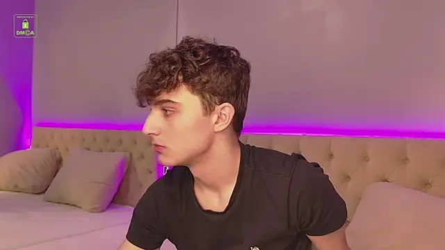 Richard steele hot online show from 11.02.25