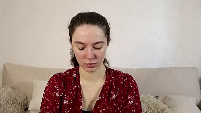 Petalwren online show from 02.05.26