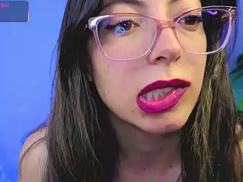 Snapshot of zylla_storn chatting on 01.12.26 zylla storn online show from 01.12.26