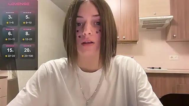 Snapshot of AidaGloshen chatting on 01.16.26 AidaGloshen online show from 01.16.26