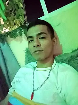 Snapshot of El-jhon chatting on 11.03.25 El-jhon online show from 11.03.25