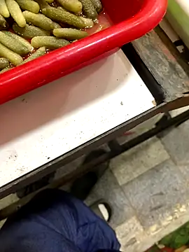 Unique-Man online show from 10.25.25