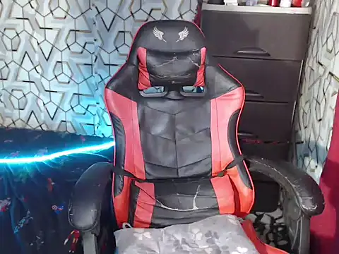 slimraz02 online show from 11.13.25